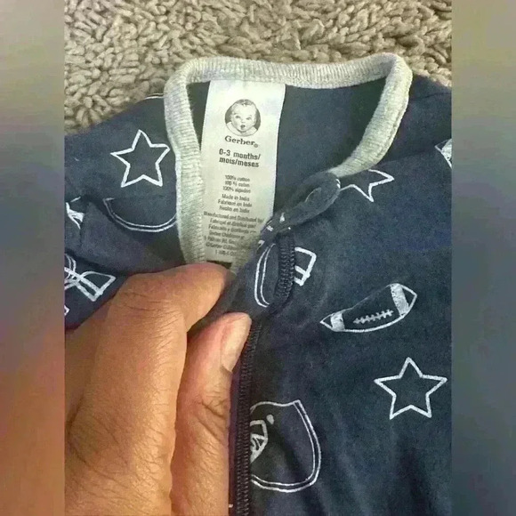 Gerber sleep and play. - Picture 2 of 3